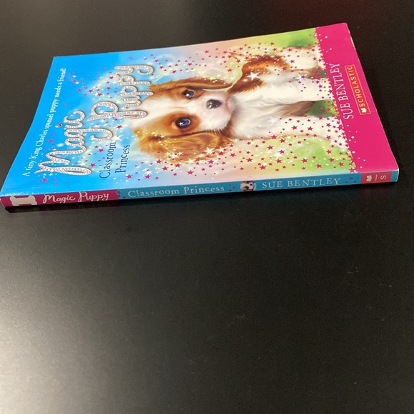Magic Puppy #9: Classroom Princess by Sue Bentley - Paperback Novel - Picture 3 of 4